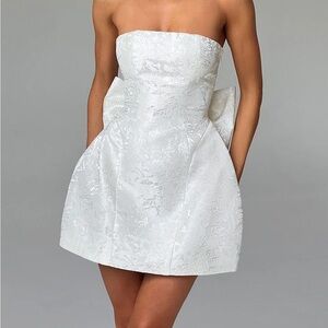 BABYBOO ELENORA MINI DRESS - IVORY SIZE M